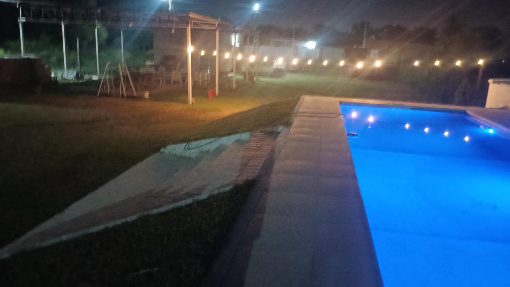 Casa Quincho Pileta Estadio Unico Froilan Holiday home *